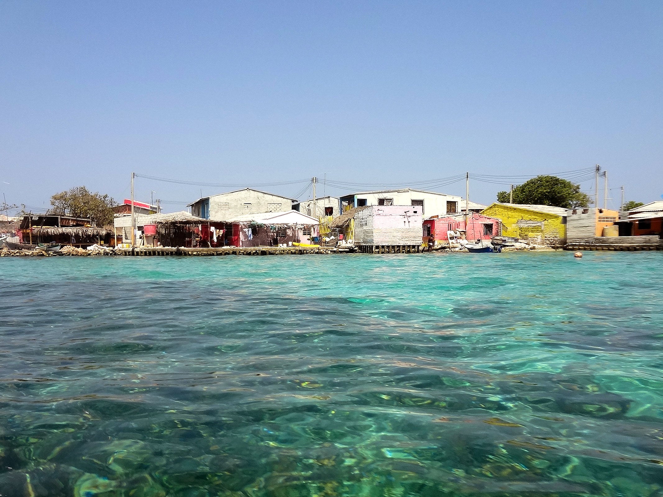 Image of coastline of Santa Cruz del Islote in Colombia