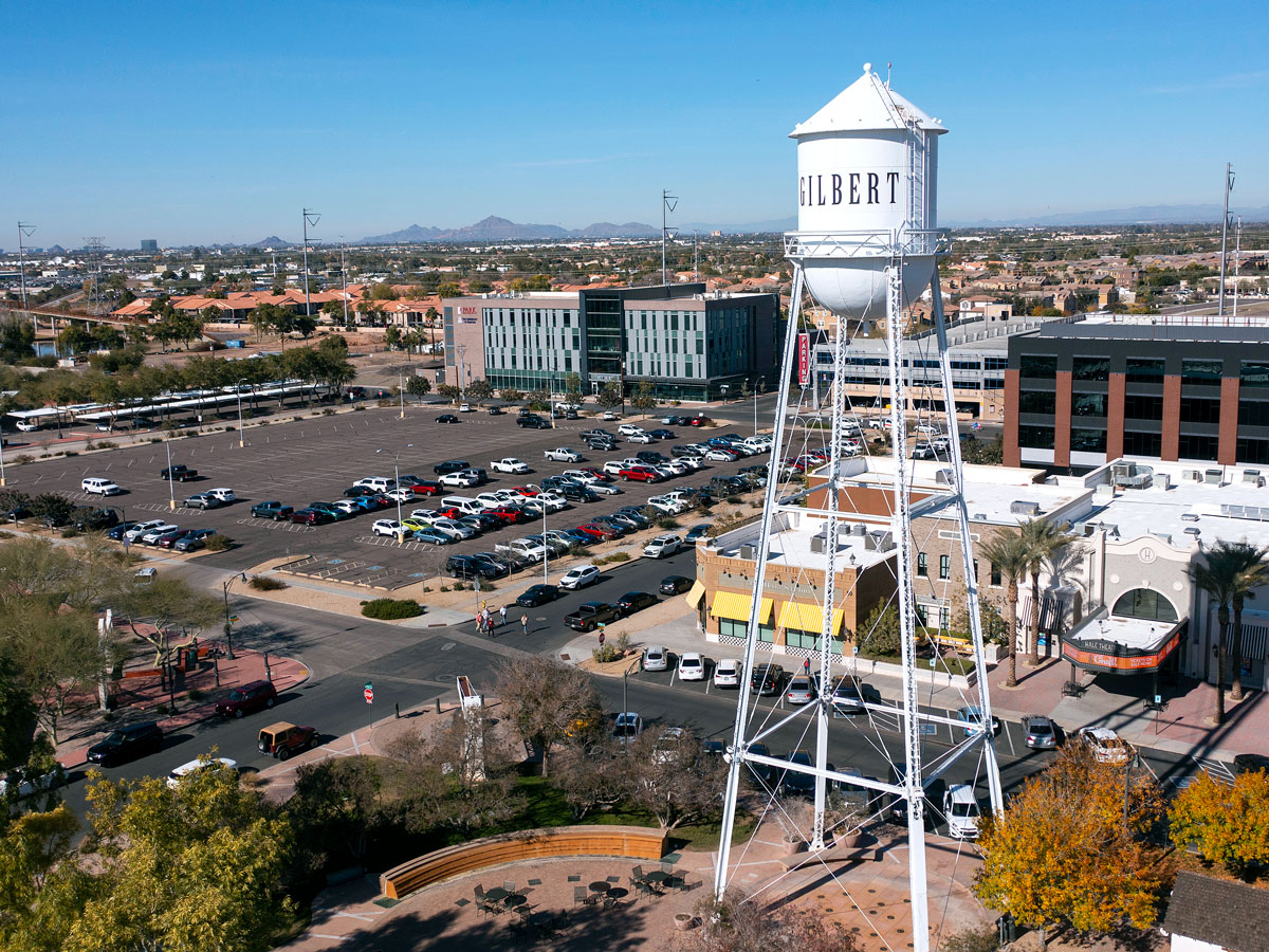 Gilbert, Arizona, water tower and surrounding cityscape