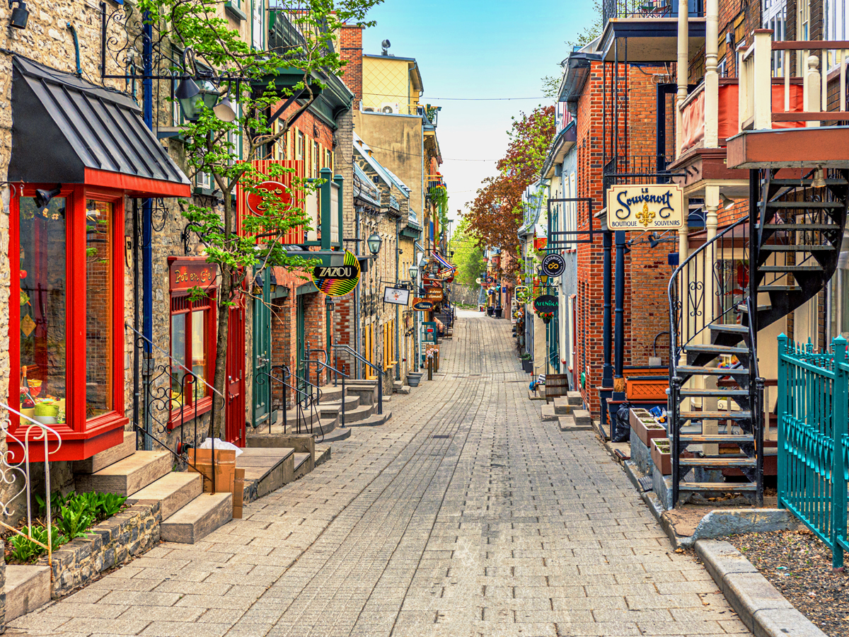 Narrow cobblestone lane in Québec City, Canada