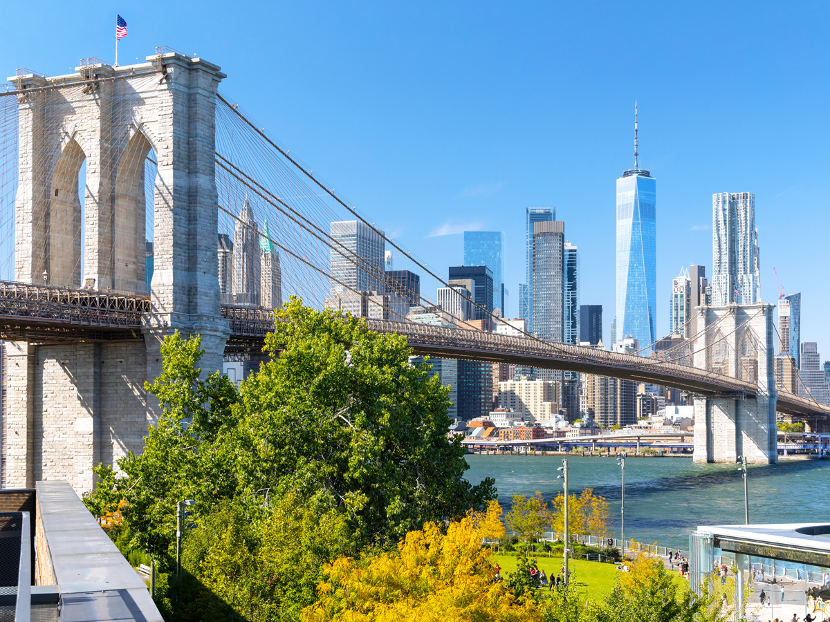 Brooklyn Bridge and Manhattan skyline in New York City