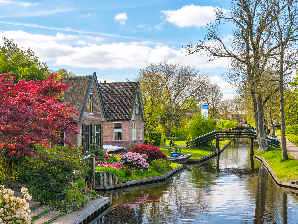Homes along canals of Giethoorn, Netherlands