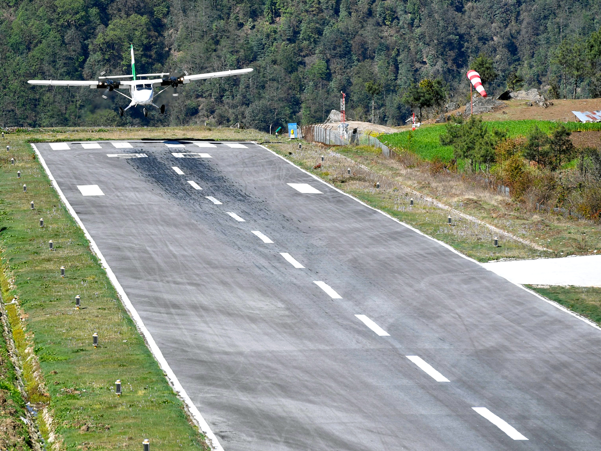 Aircraft landing at Nepal’s Tenzing-Hillary Airport