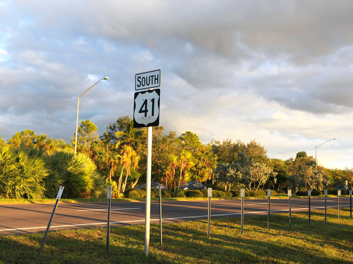 Road marker for U.S. Route 41 South