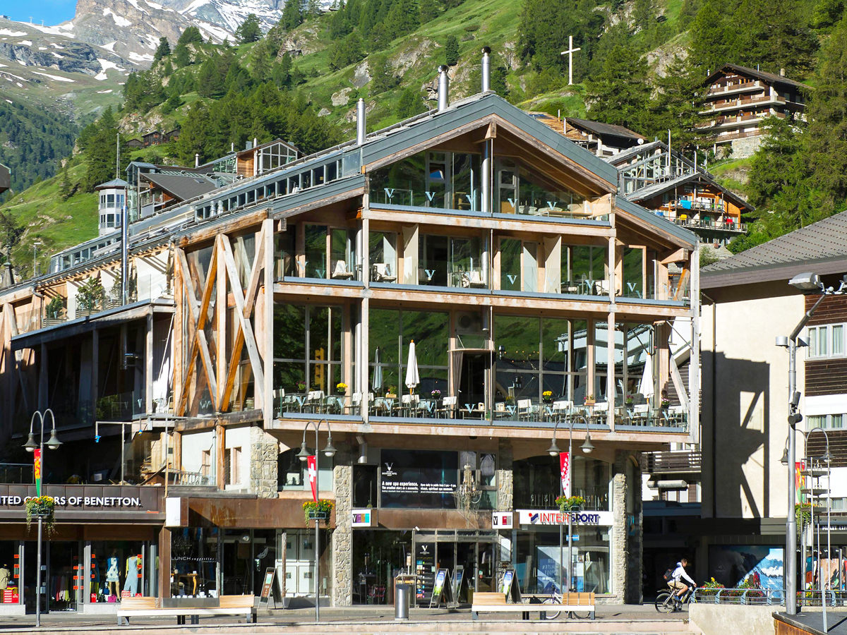 Tradition Julen Hotel framed by the Alps in Zermatt, Switzerland