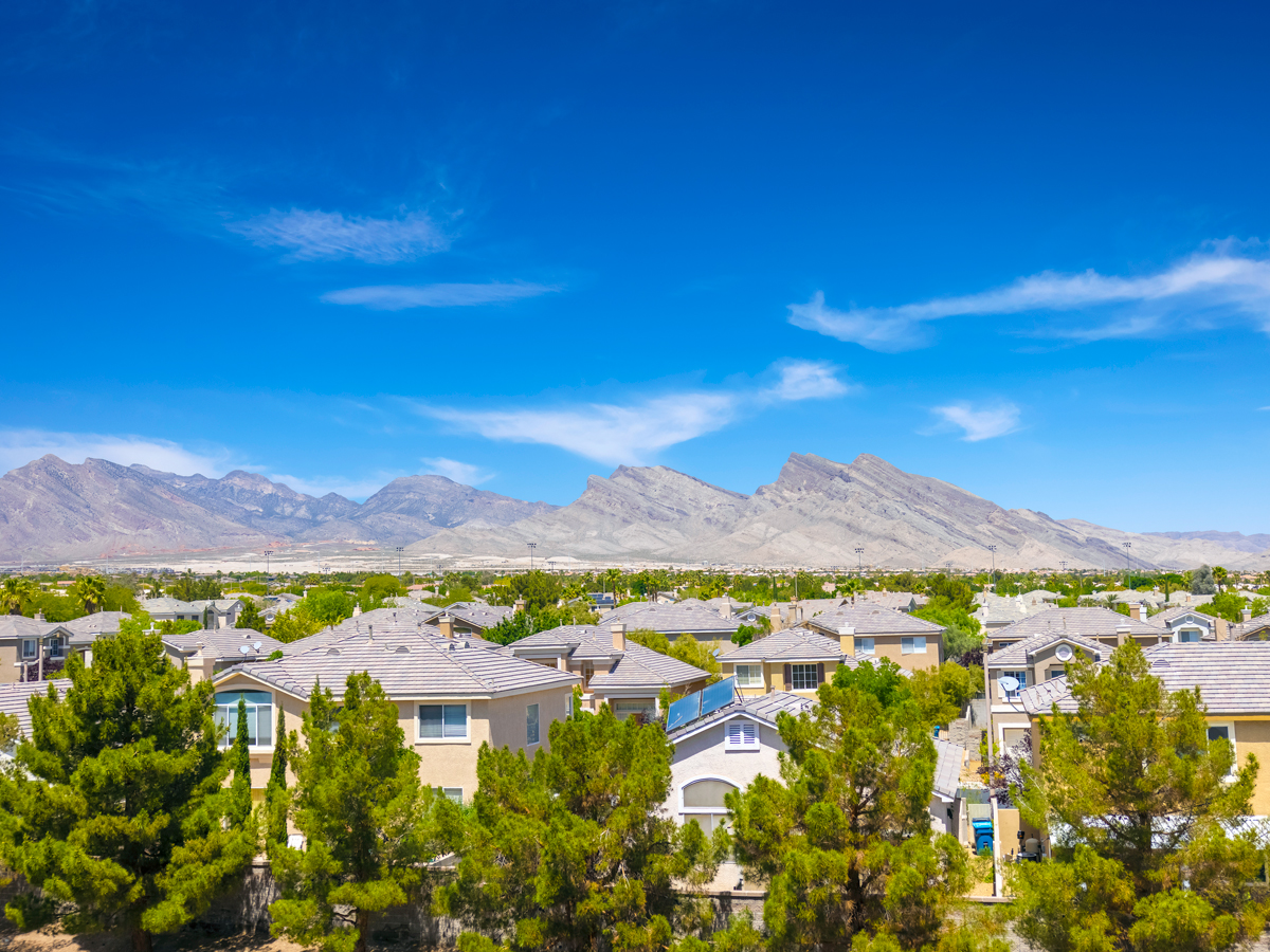 Homes with view of mountains in Las Vegas, Nevada