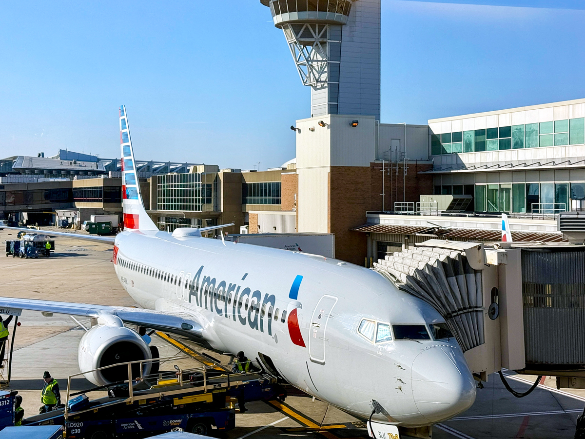 American Airlines Boeing 737 parked at gate