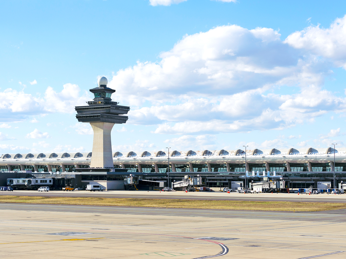 Control tower and terminal building at Washington Dulles International Airport
