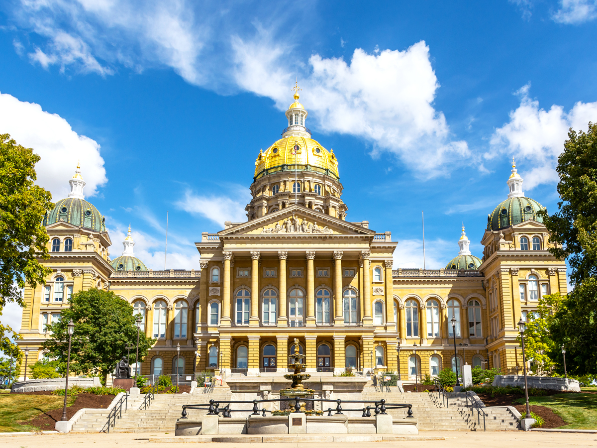 Exterior of the Iowa State Capitol in Des Moines
