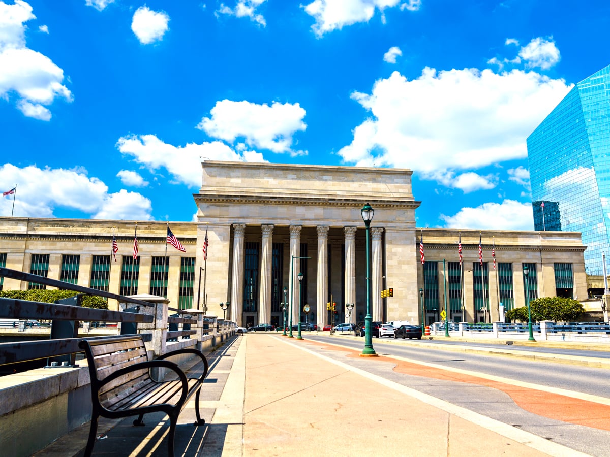 Road leading to entrance to 30th Street Station in Philadelphia, Pennsylvania