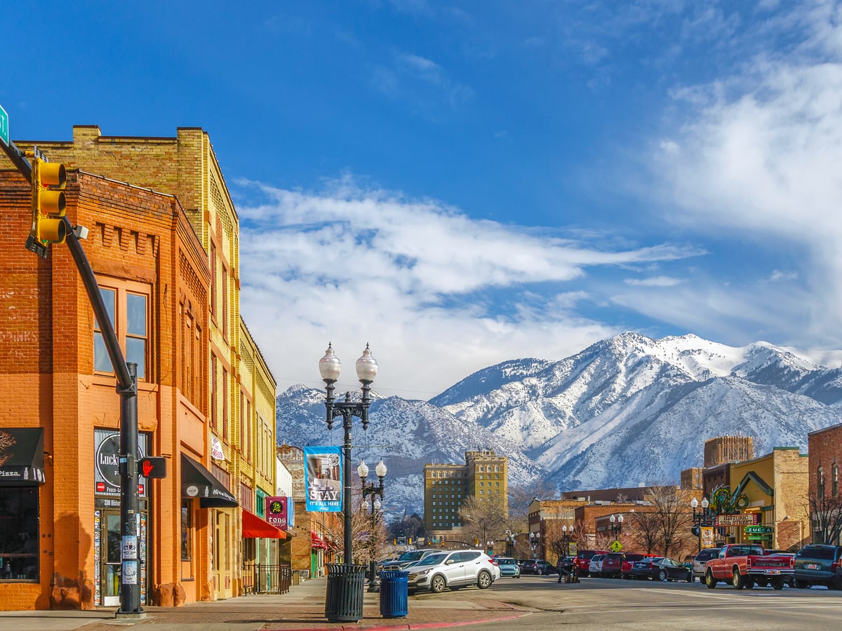 25th Street in Ogden, Utah, with views of the mountains