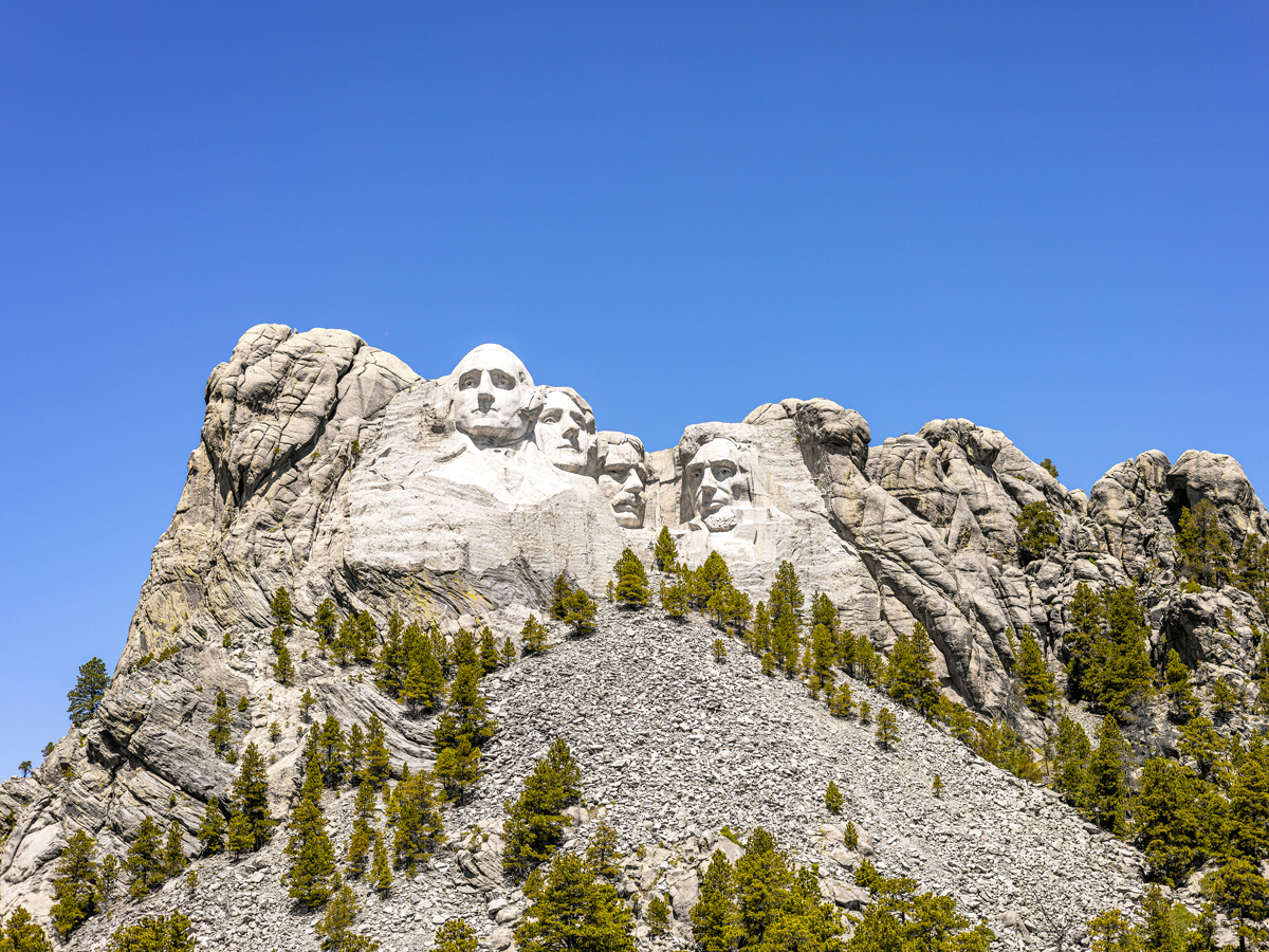 Carved presidential faces of Mount Rushmore in South Dakota