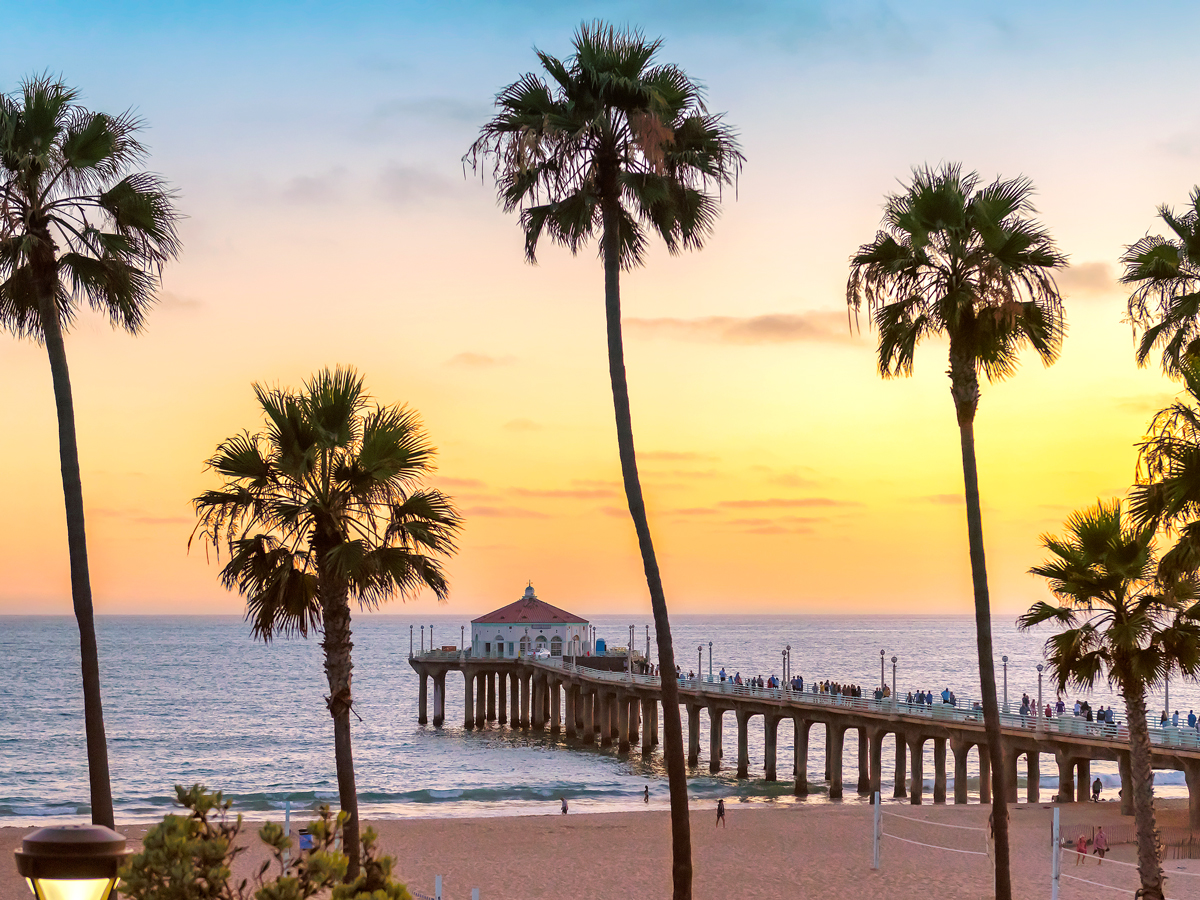 Manhattan Beach Pier at sunset in Los Angeles area