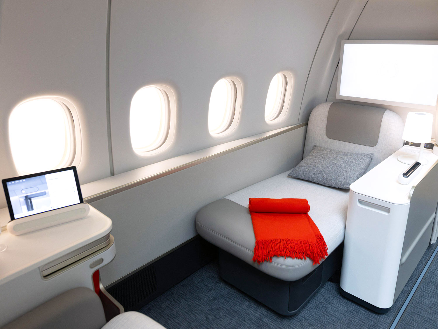 First-class suite on aircraft