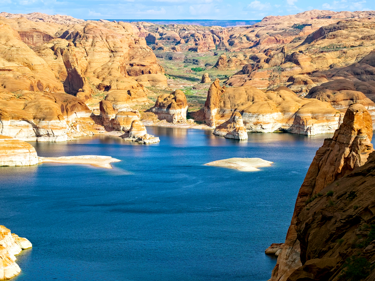 Sandstone cliffs of Lake Powell in Arizona and Utah