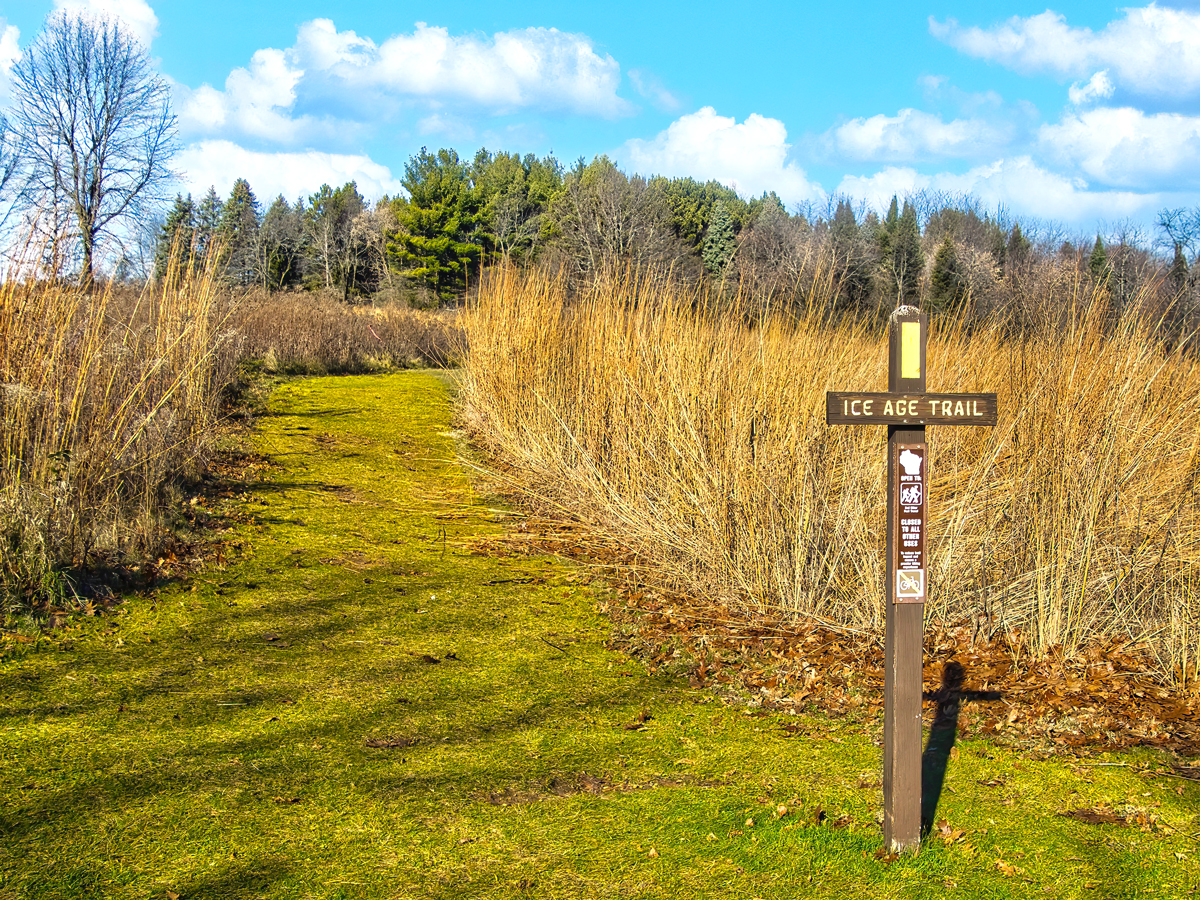 Sign marking the Ice Age National Scenic Trail