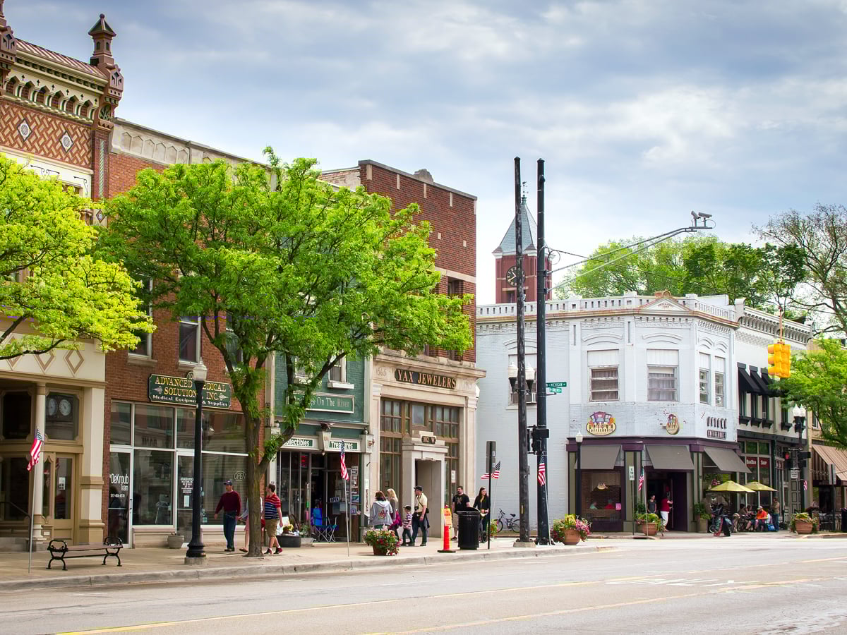 Grand River Avenue in Howell, Michigan