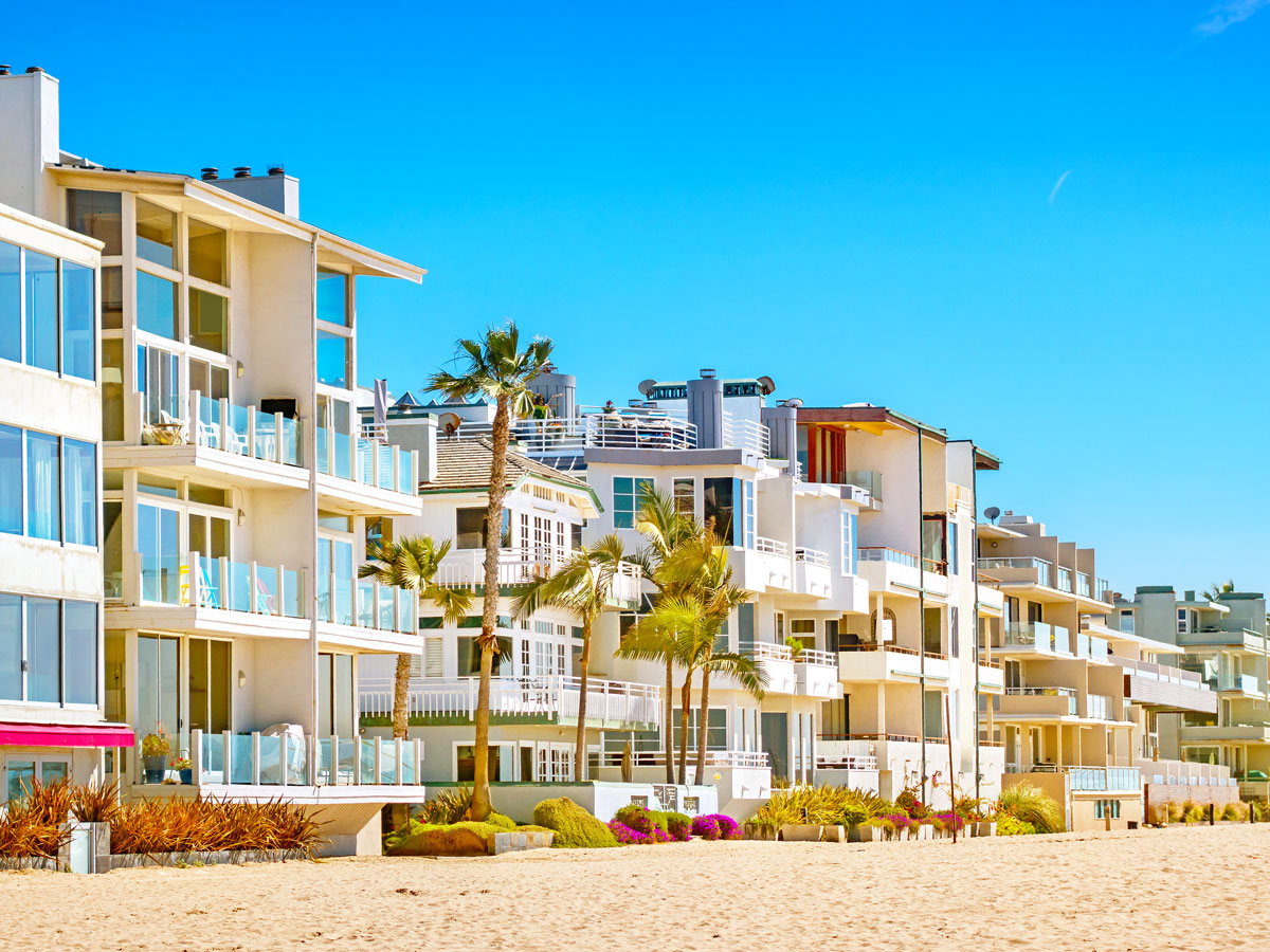 Beachfront homes in Los Angeles, California