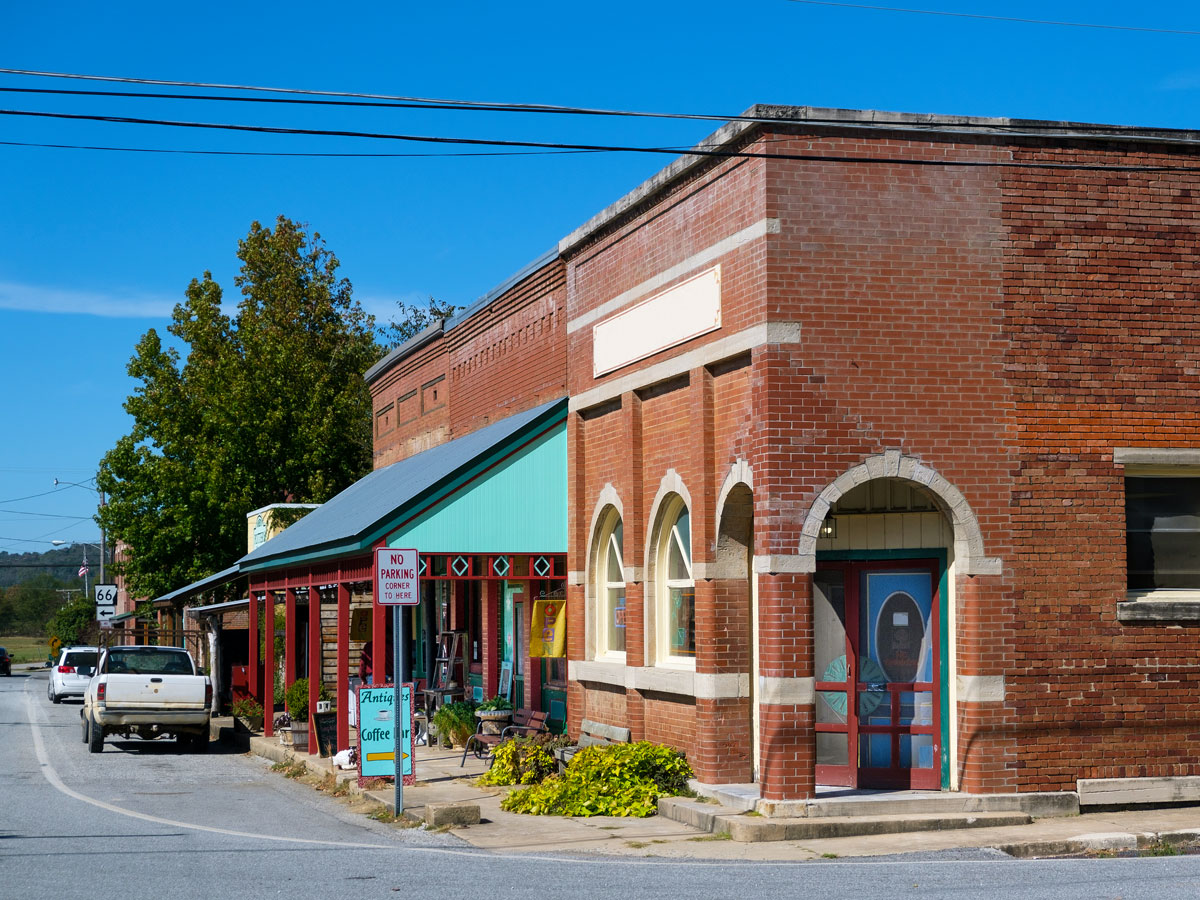 Street corner in small Arkansas town
