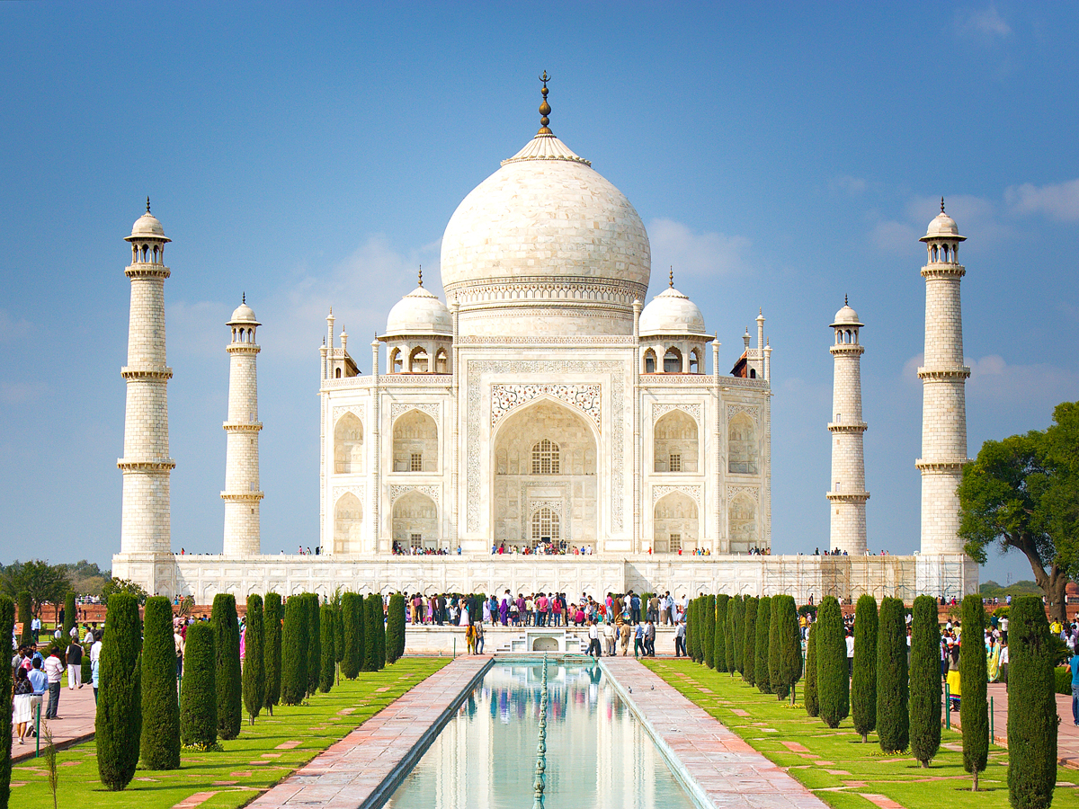 Tourists at the Taj Mahal today