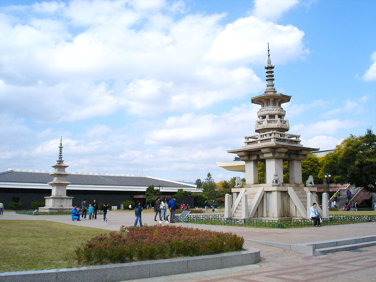 Outdoor pagoda exhibit at the National Museum of Korea