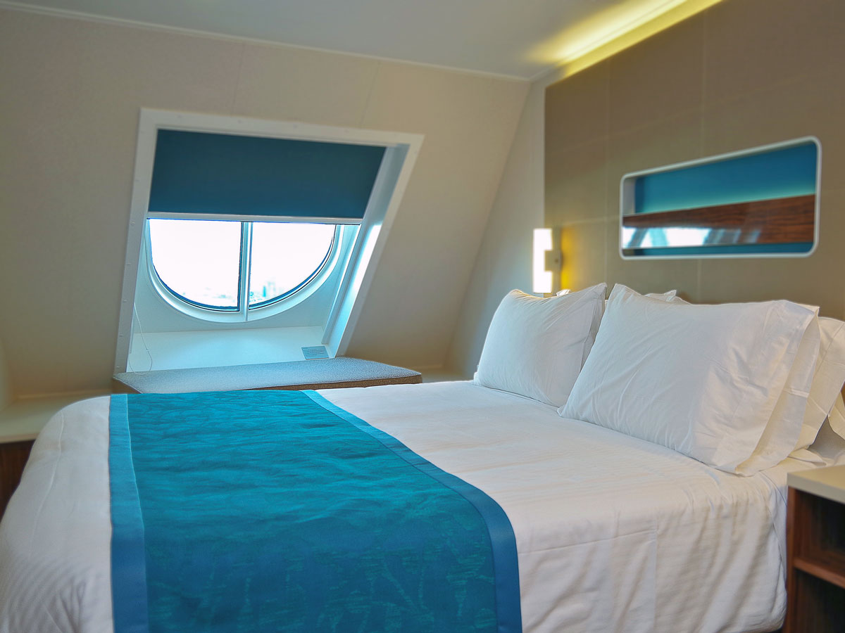 Cruise ship cabin