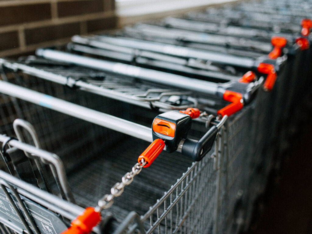 Coin-operated grocery store carts